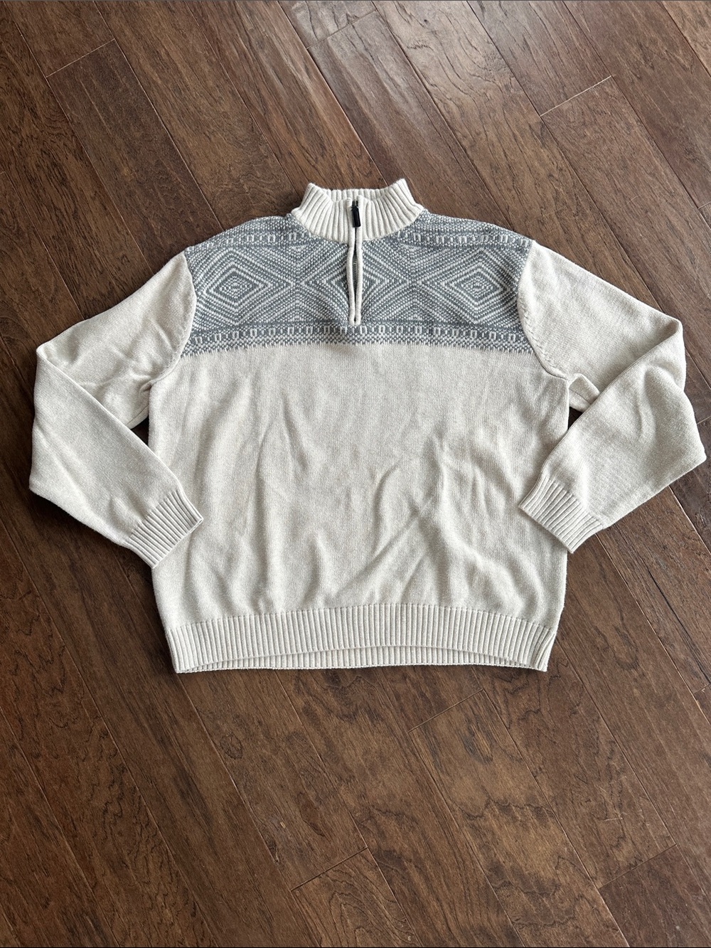 ⛷️Men's Cream Quarter-Zip Sweater with Gray Fair Isle Yoke